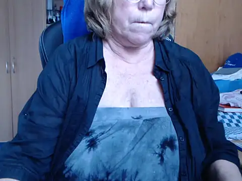 Snapshot of _sunshine__ chatting on February 5, 2026, 7:48 am sunshine online show from February 5, 2026, 7:48 am