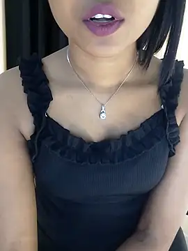 Rinika 67 online show from November 19, 2025, 3:34 pm