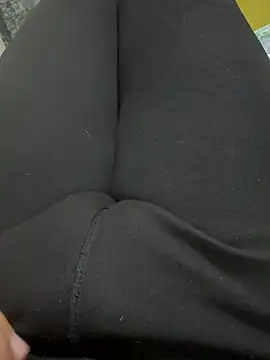 Snapshot of homidor chatting on December 20, 2024, 10:22 pm homidor online show from December 20, 2024, 10:22 pm