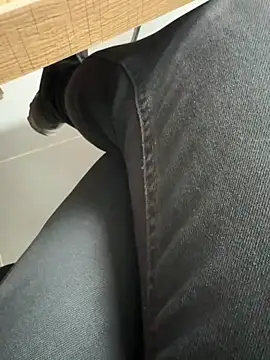 Snapshot of homidor chatting on January 10, 2025, 8:40 am homidor online show from January 10, 2025, 8:40 am