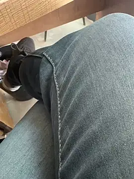 Snapshot of homidor chatting on February 21, 2025, 9:45 am homidor online show from February 21, 2025, 9:45 am