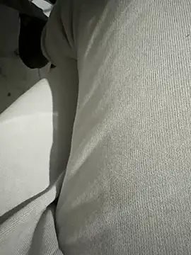 Snapshot of homidor chatting on December 14, 2024, 9:35 pm homidor online show from December 14, 2024, 9:35 pm