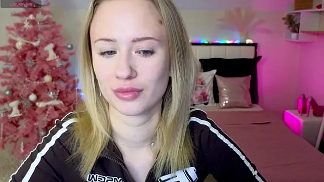 SashaBrooks online show from January 8, 2026, 1:50 pm