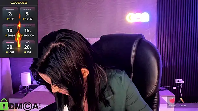 Cristal  adams online show from October 27, 2025, 12:28 pm