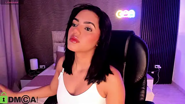 Cristal  adams online show from October 26, 2025, 12:16 pm