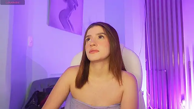 TinaJonnes  online show from January 19, 2026, 8:18 am