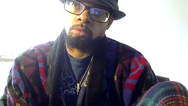 Snapshot of WhiskeyWood_DuhGOD chatting on February 19, 2026, 5:21 pm WhiskeyWood DuhGOD online show from February 19, 2026, 5:21 pm