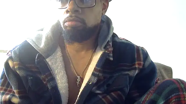 Snapshot of WhiskeyWood_DuhGOD chatting on February 17, 2026, 5:32 pm WhiskeyWood DuhGOD online show from February 17, 2026, 5:32 pm