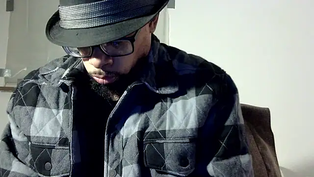 Snapshot of WhiskeyWood_DuhGOD chatting on January 19, 2026, 2:15 am WhiskeyWood DuhGOD online show from January 19, 2026, 2:15 am