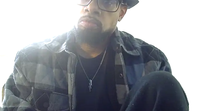 Snapshot of WhiskeyWood_DuhGOD chatting on February 13, 2026, 5:35 pm WhiskeyWood DuhGOD online show from February 13, 2026, 5:35 pm