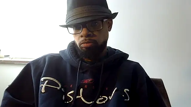 Snapshot of WhiskeyWood_DuhGOD chatting on February 6, 2026, 5:31 pm WhiskeyWood DuhGOD online show from February 6, 2026, 5:31 pm