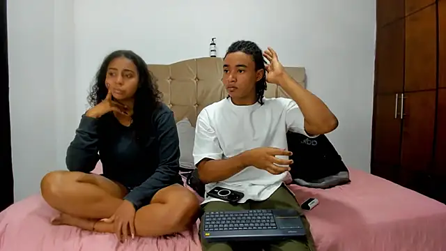 veronica 006 online show from February 23, 2025, 5:07 pm