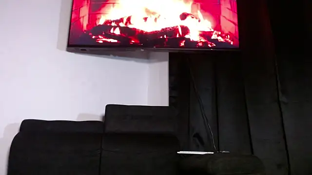 JacksonCooper1 online show from April 19, 2026, 11:29 pm