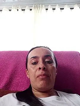 Samantha Sullivan  online show from May 12, 2026, 12:22 pm