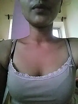 MISSQUEEN48 online show from August 2, 2026, 12:25 pm