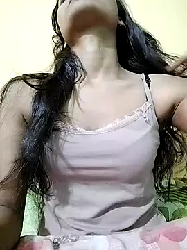 Snapshot of MISSQUEEN48 chatting on January 12, 2026, 7:04 am MISSQUEEN48 online show from January 12, 2026, 7:04 am