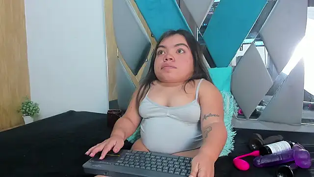 Michelle Brooks online show from January 16, 2025, 7:31 pm