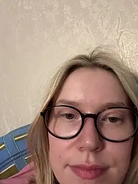 Snapshot of TaylorBre chatting on May 22, 2026, 11:36 pm TaylorBre online show from May 22, 2026, 11:36 pm