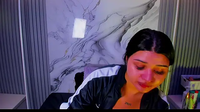 venusowen  online show from March 4, 2026, 2:03 pm