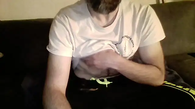 Ariete80s online show from April 6, 2026, 8:32 pm