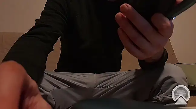 Snapshot of NATURALS2023 chatting on February 25, 2025, 6:12 pm NATURALS2023 online show from February 25, 2025, 6:12 pm