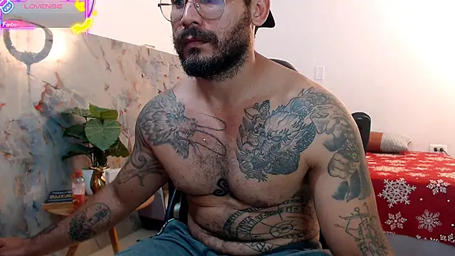 Snapshot of hanz_col chatting on October 11, 2025, 9:16 pm hanz col online show from October 11, 2025, 9:16 pm