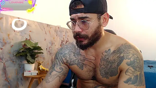 Snapshot of hanz_col chatting on September 22, 2025, 12:00 pm hanz col online show from September 22, 2025, 12:00 pm