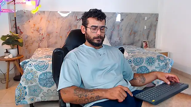 hanz col online show from January 9, 2026, 2:46 pm