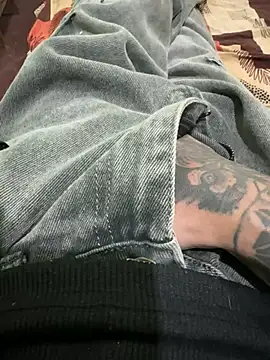 Snapshot of Big_dick_dog chatting on January 16, 2026, 1:15 pm Big dick dog online show from January 16, 2026, 1:15 pm