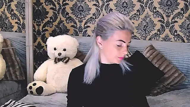 Aly girl1 online show from March 19, 2025, 11:50 am