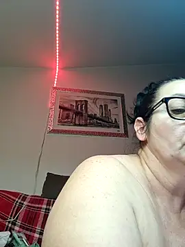 Genoveva73sexy online show from February 17, 2025, 5:55 pm