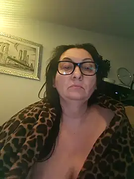 Genoveva73sexy online show from November 14, 2025, 12:47 am