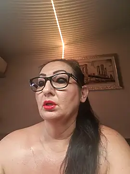 Genoveva73sexy online show from September 10, 2025, 1:54 pm