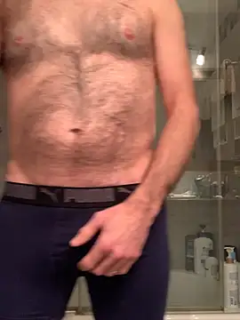 MaxVain online show from January 3, 2025, 4:11 am