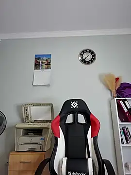 FoxRineHelen online show from February 11, 2025, 5:18 pm