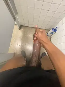 Snapshot of zeekBbc chatting on February 18, 2025, 6:58 pm zeekBbc online show from February 18, 2025, 6:58 pm