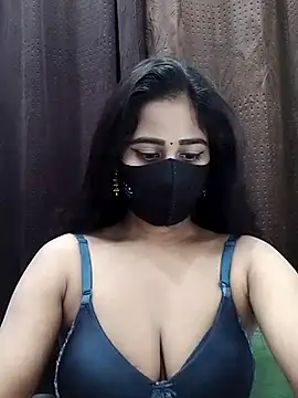 Lalisa sexy online show from July 15, 2026, 5:03 am
