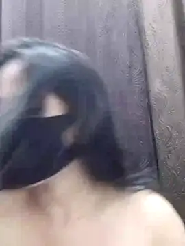 Lalisa sexy online show from June 18, 2026, 6:01 am