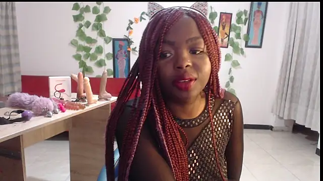 Snapshot of _Zooee chatting on October 25, 2025, 11:38 pm Zooee online show from October 25, 2025, 11:38 pm