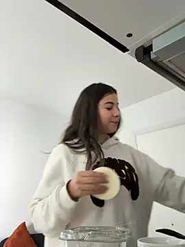 AnitaKariri online show from March 12, 2025, 11:21 am