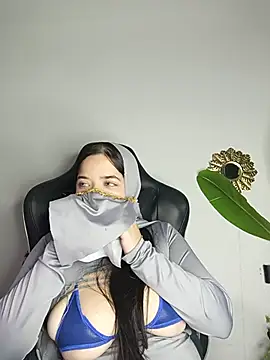 janna isa online show from July 25, 2026, 9:21 pm