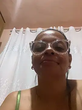 Snapshot of lomagata chatting on June 9, 2026, 3:18 am lomagata online show from June 9, 2026, 3:18 am