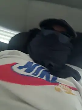 Snapshot of benben190 chatting on October 9, 2025, 8:15 am benben190 online show from October 9, 2025, 8:15 am