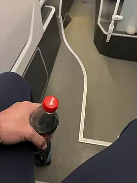 Snapshot of benben190 chatting on April 5, 2026, 6:47 pm benben190 online show from April 5, 2026, 6:47 pm