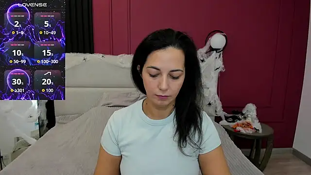 Linda Insatiable online show from October 23, 2025, 1:26 am