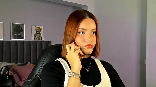 Snapshot of Madie__collins chatting on February 20, 2026, 11:45 am Madie collins online show from February 20, 2026, 11:45 am