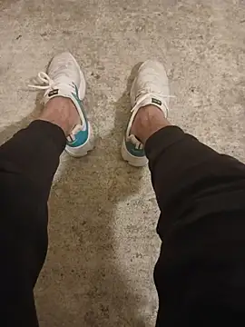 casper0303 online show from February 20, 2026, 11:28 pm