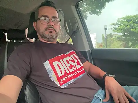 party2025 online show from March 17, 2025, 9:35 pm