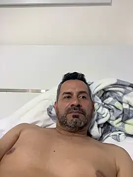 party2025 online show from December 8, 2024, 10:03 pm