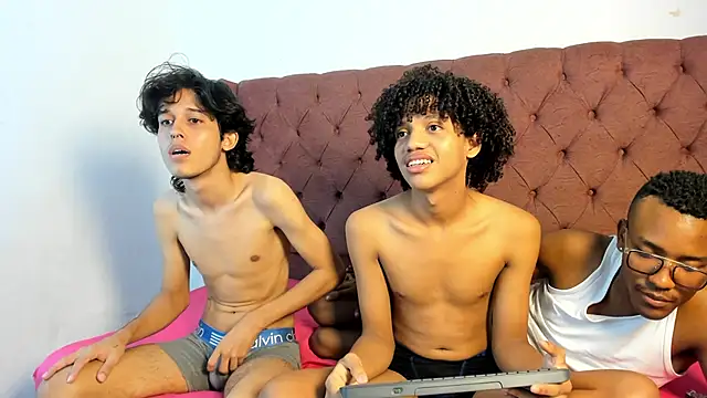 jony honey online show from September 25, 2025, 2:12 pm